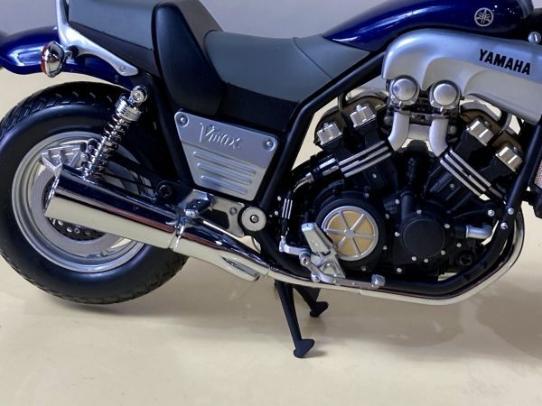 ◆FR13 バイク 模型 Yamaha MINICHAMPS 1/12スケール　コレクション　置物　オートバイ◆T_画像5