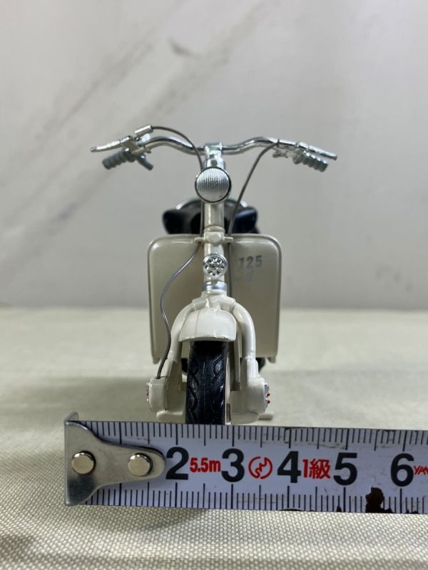 ◆FR115 バイク模型 2点まとめ　ミニチュアコレクション　Lambretta 125D(白)、SOLIDO Lambretta LD125(水色)◆_画像4