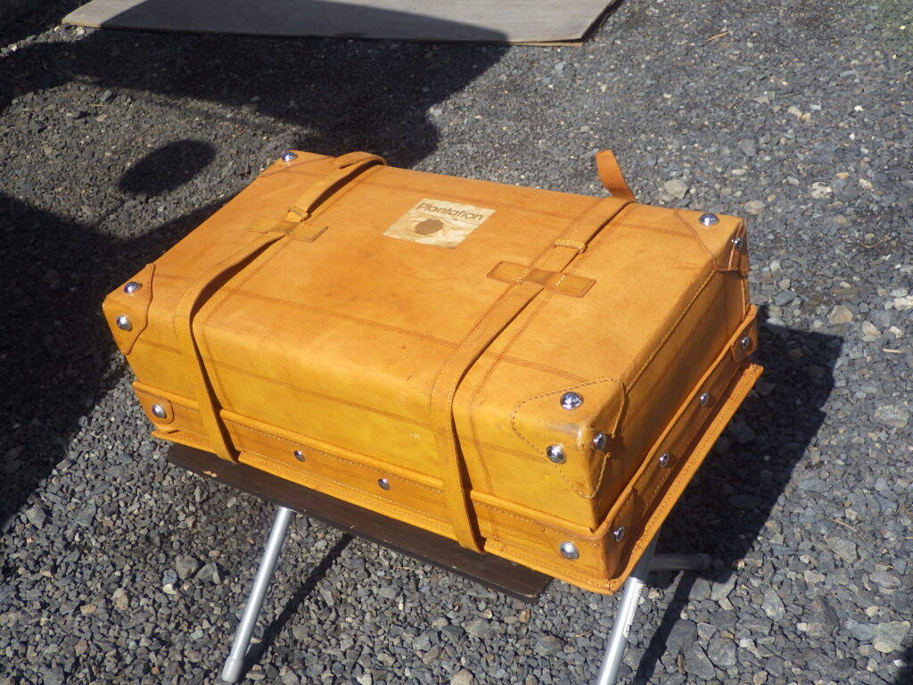 『レトロ感いっぱいの革製トランク』600×350×200 レトロ アンティーク ヴィンテージ アタッシュケース 旅行鞄 スーツケース_画像3
