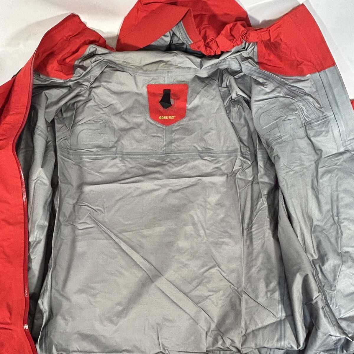 美品 THE NORTH FACE CLIMB VERY LIGHT JACKET クライム ベリー ライト ジャケット レッド サイズM マウンテンパーカー 赤 ゴアテックス_画像7