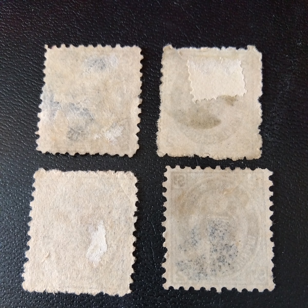 旧小判切2銭色々なボタ印あります。使用済み切手4枚です。_画像2
