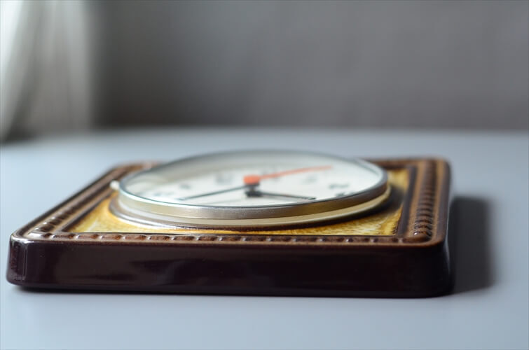 ドイツ製 KIENZLE 雰囲気ある配色の 陶器 壁時計 電池式 壁掛け時計 キンツレー セラミック アンティーク ig3839の画像7