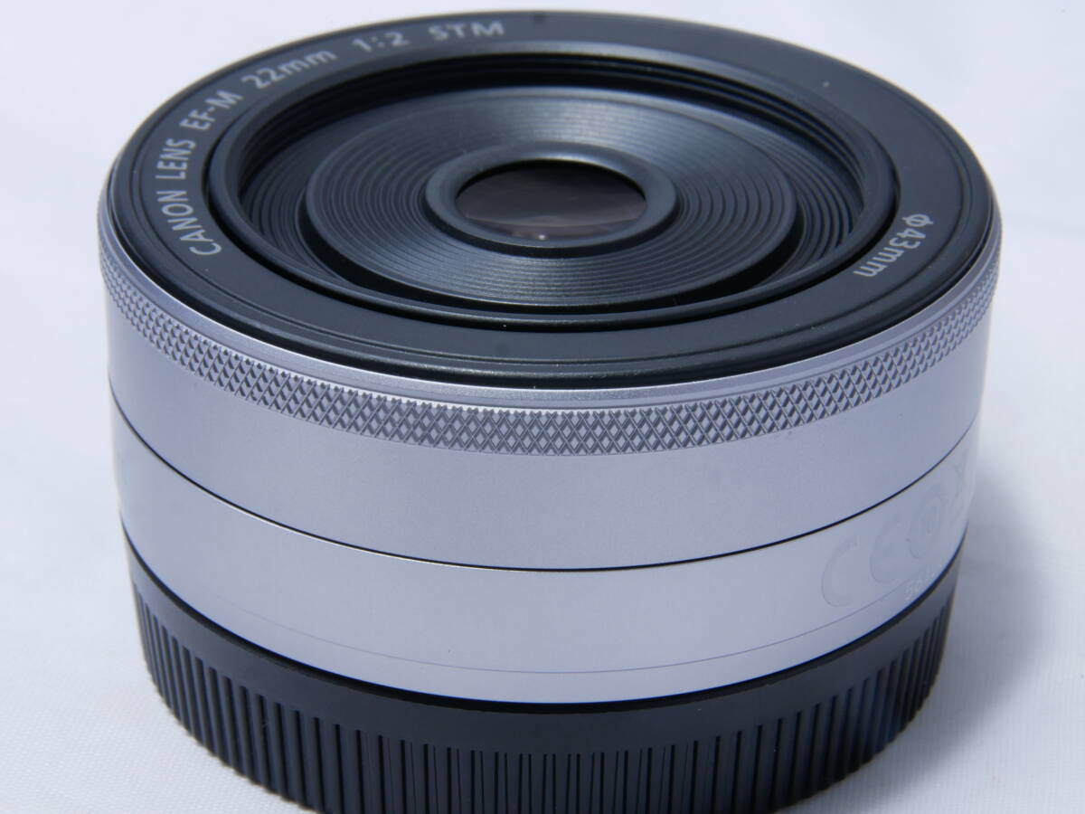 Canon 単焦点広角レンズ EF-M22mm F2 STM_画像2