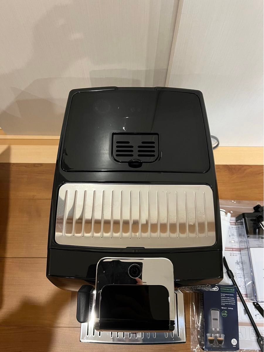 デロンギ DeLonghi コンパクト全自動コーヒーマシン　ディナミカ　ECAM35055B