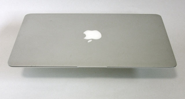 Apple MacBook Air 11インチ 2010 A1370_画像3