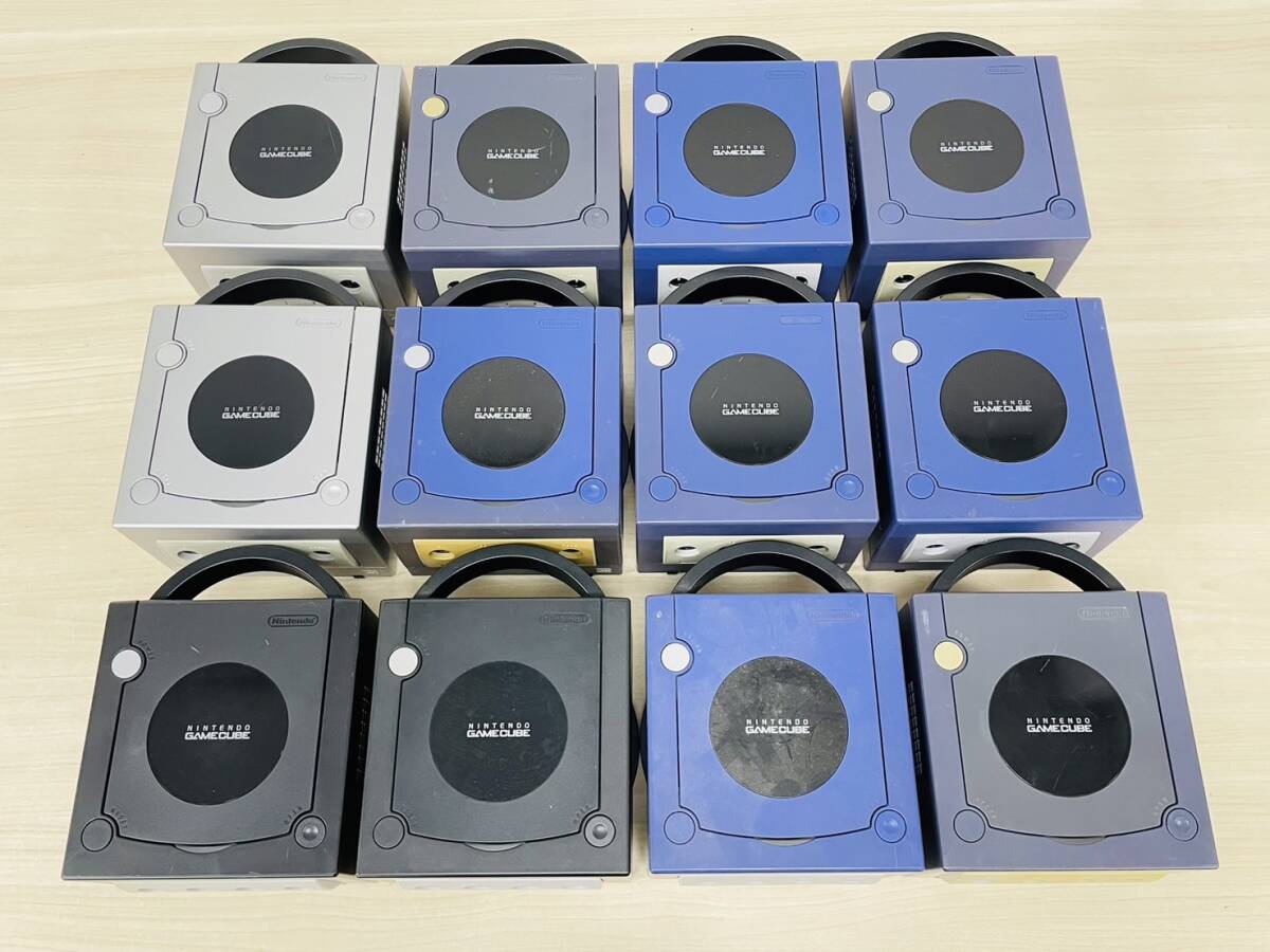 Nintendo GAMECUBE ニンテンドー ゲームキューブ 本体 12台 まとめ売り M-3_画像1