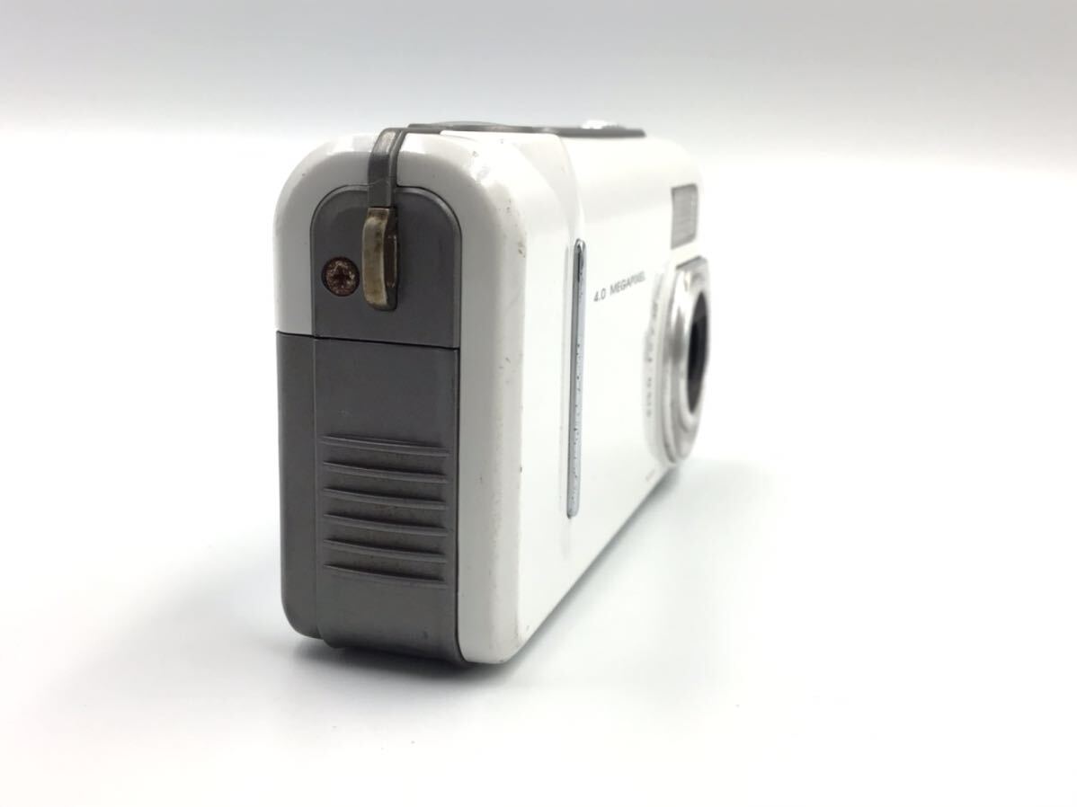 37024 【動作品】 メーカー不明 ノーブランド品 コンパクトデジタルカメラ 電池式_画像2