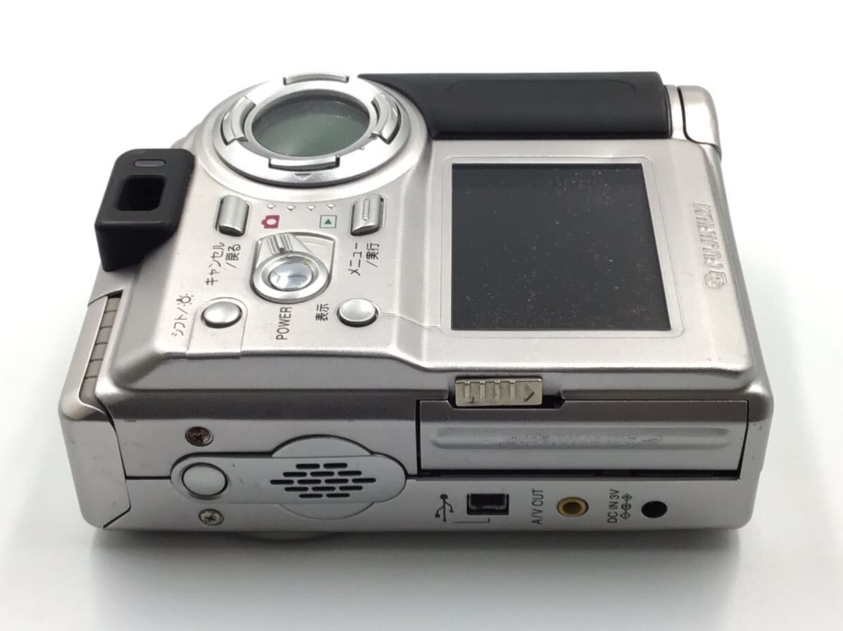 15806 【動作品】 FUJIFILM 富士フィルム FinePix 4700Z コンパクトデジタルカメラ 電池式_画像8