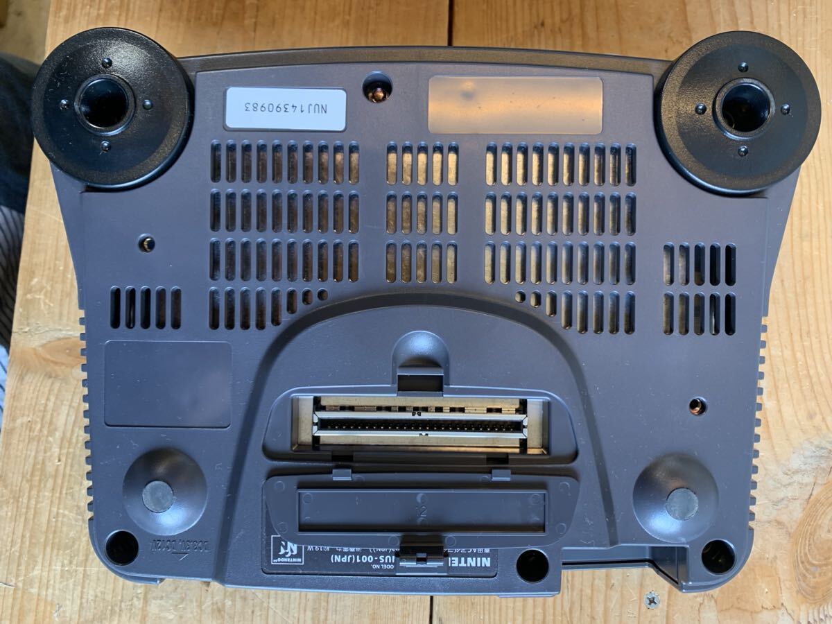 Nintendo 64 本体 コントローラー2個（グレーレッド）ケーブル GBパック NUS-001 NUS-005 NUS-A-PC NUS-S-HA JPN 簡易動作確認済 任天堂_画像3