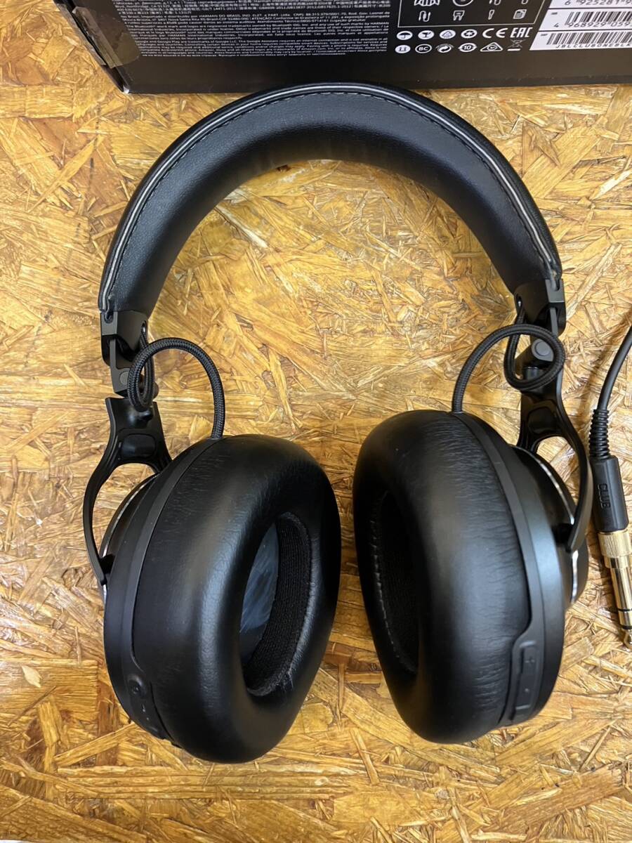 [ present condition goods ]JBL CLUB ONE headphone noise cancel ring high-res 
