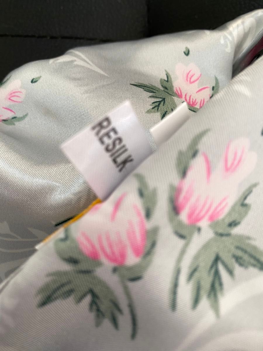 L絹100%シルクパジャマ花柄上下セット長袖新品レディース女性用トップスズボン花がらリズリサ系冷え取りギフトプレゼント用に 寝巻き