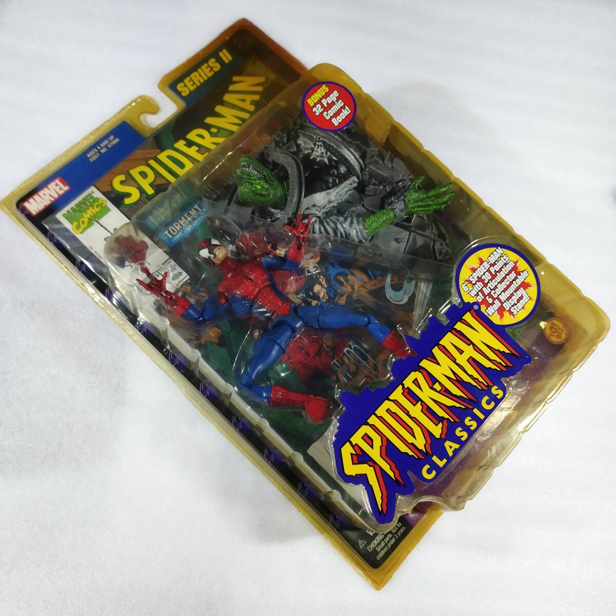 送料込み スパイダーマン・クラシック 未開封品 コミック付アソート２ フィギュア トイビズ BATTLE RAVAGED SPIDER-MAN CLASSICS の画像4