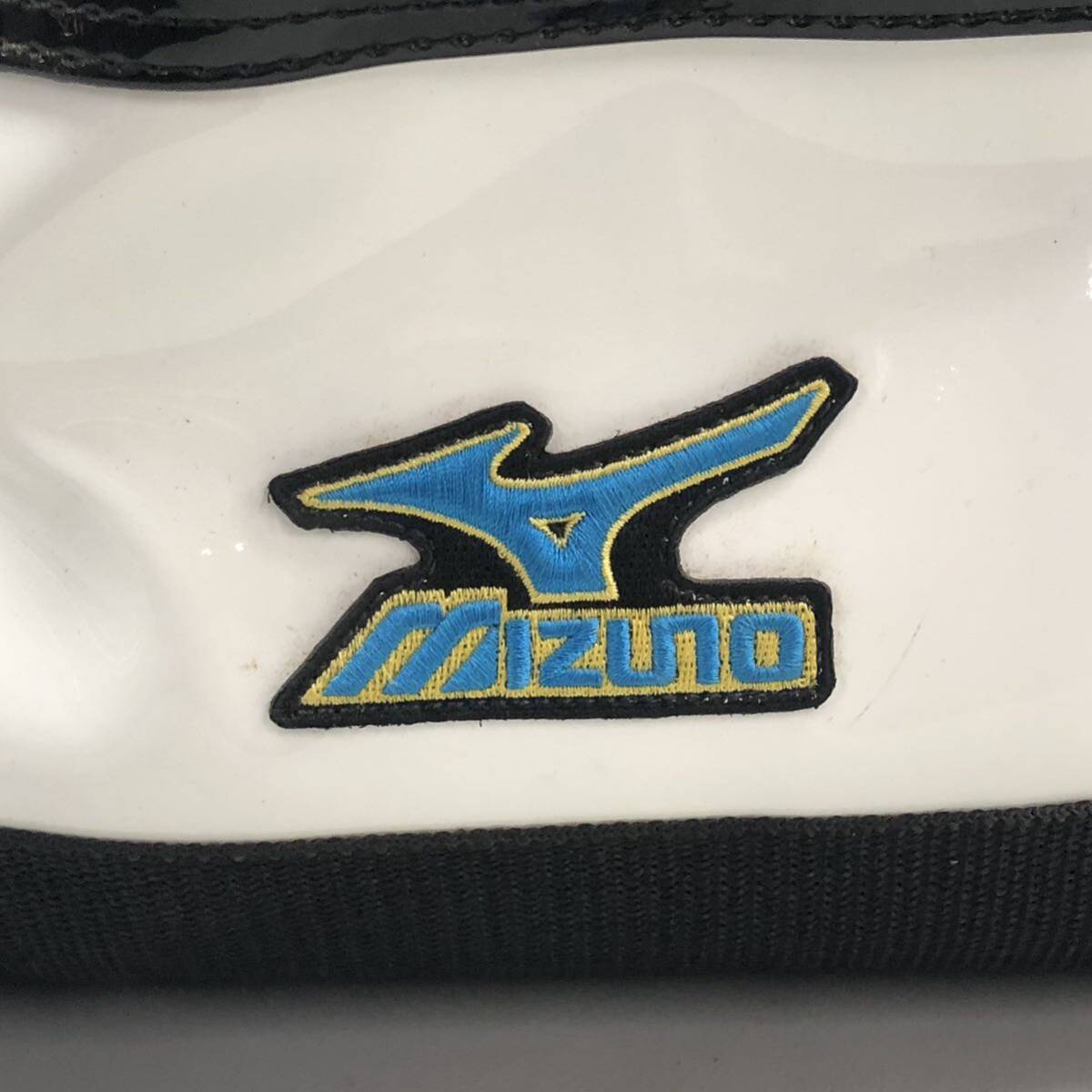 T# MIZUNO Mizuno sport bag shoulder bag enamel black × white part . motion tool inserting largish school bag secondhand goods 