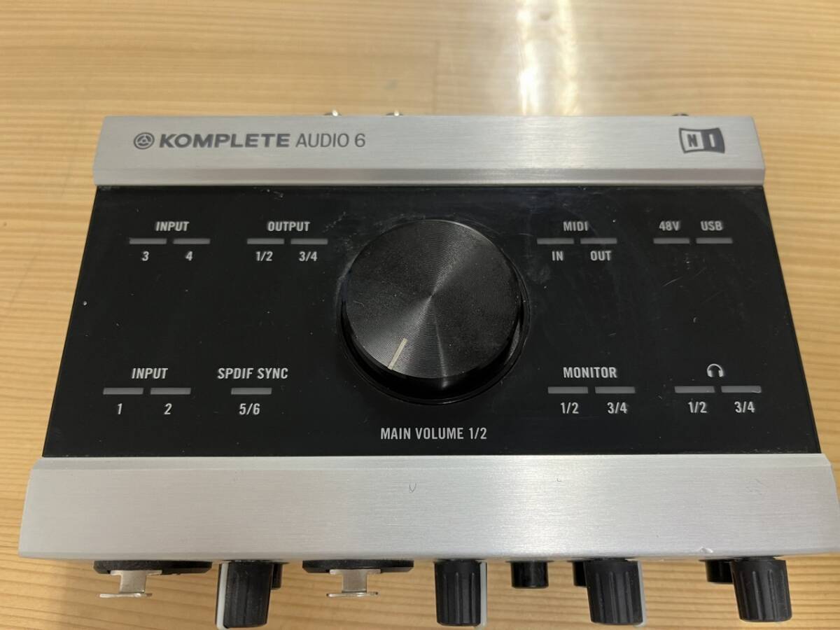 NATIVE INSTRUMENTS KOMPLETE AUDIO 6 オーディオインターフェース 現状品 ジャンク品_画像2