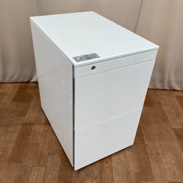 Используемый универсал 3 -сцена DN31BA Z975 2019 Белый рукав на стол настольный настольный стол боковой боковой настольный настольный шкаф шкаф в боковой шкаф