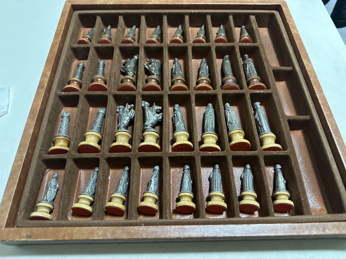 アンティークチェスセット 革製 35×35cm l2