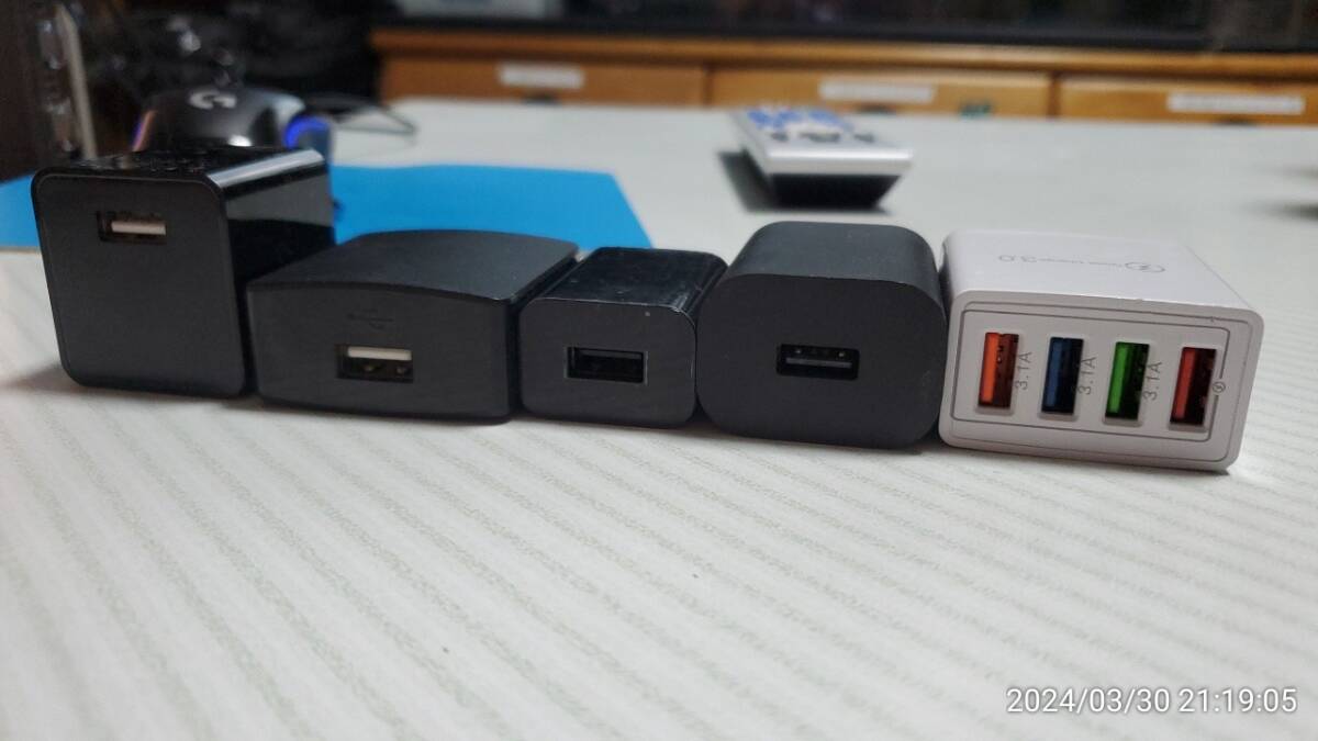 まとめて5個　ACアダプター USB充電器 タイプA 同時充電4ポート QC3.0 スマホ　パソコン　iPhone android_画像5