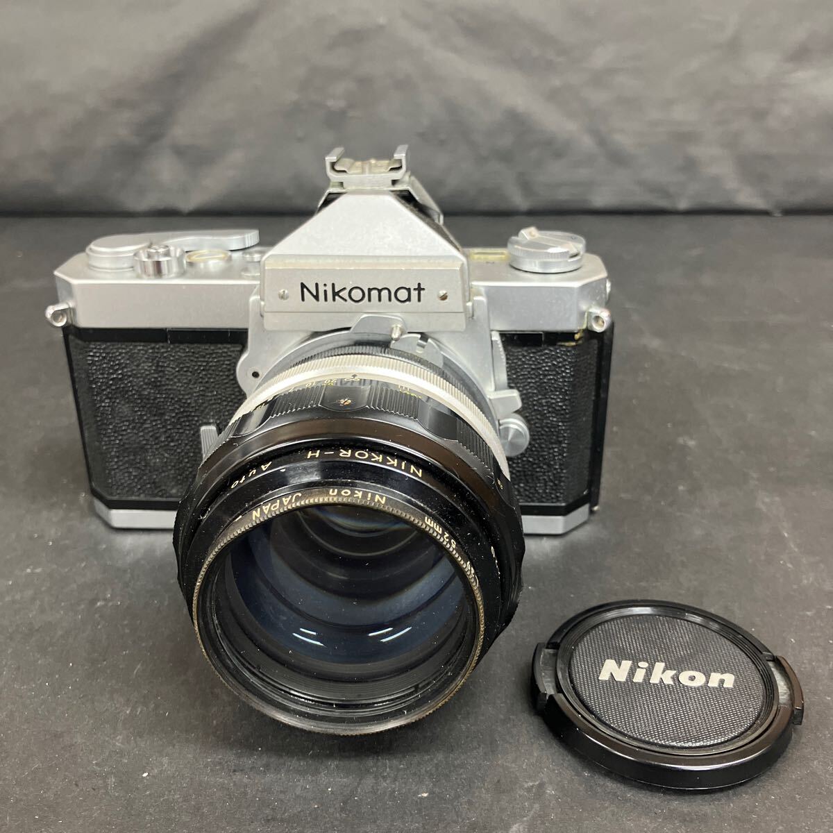 Z1244 希少 シャッター◎ Nikomat FT NIKKOR-H Auto 1:1.8 85mm マニュアルフォーカス 一眼レフカメラ レンズ付 現状 動作未確認 ジャンクの画像1