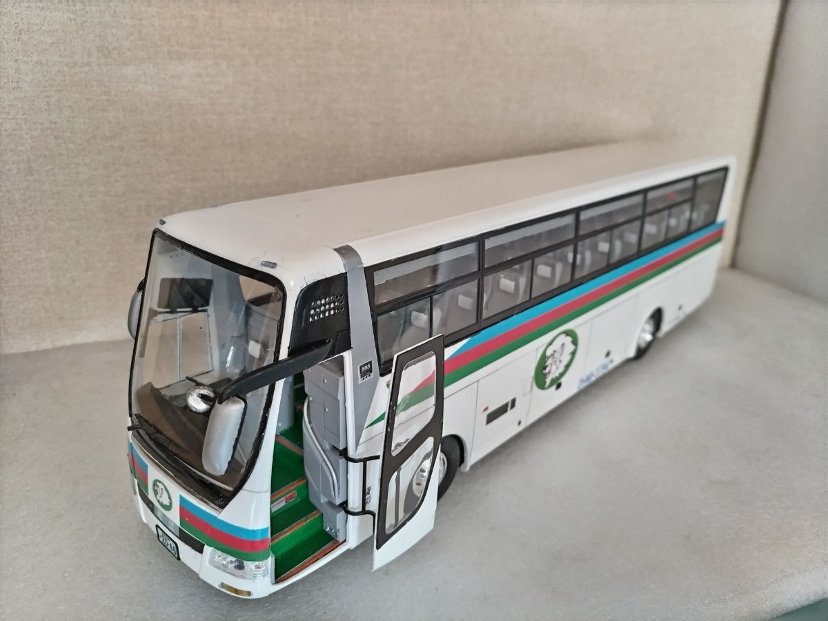 フジミ模型 1/32 近江鉄道バス3794(三菱ふそうエアロクィーンSHD)素人組立品_画像7
