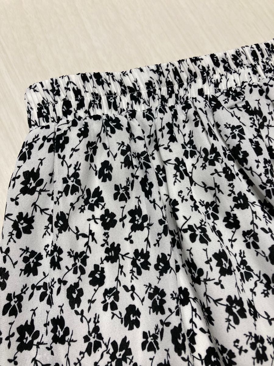グレイル　ロングスカート　フレアスカート　花柄　白×黒　マキシ丈　Mサイズ