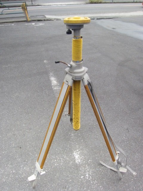 SOKKISHA 測機社 測量用三脚 型番不明 アルミ三脚 黄色 平面 脚太 134～227cm エレベーター式 エレベーター三脚 測量 計測 測量用品 工事の画像1