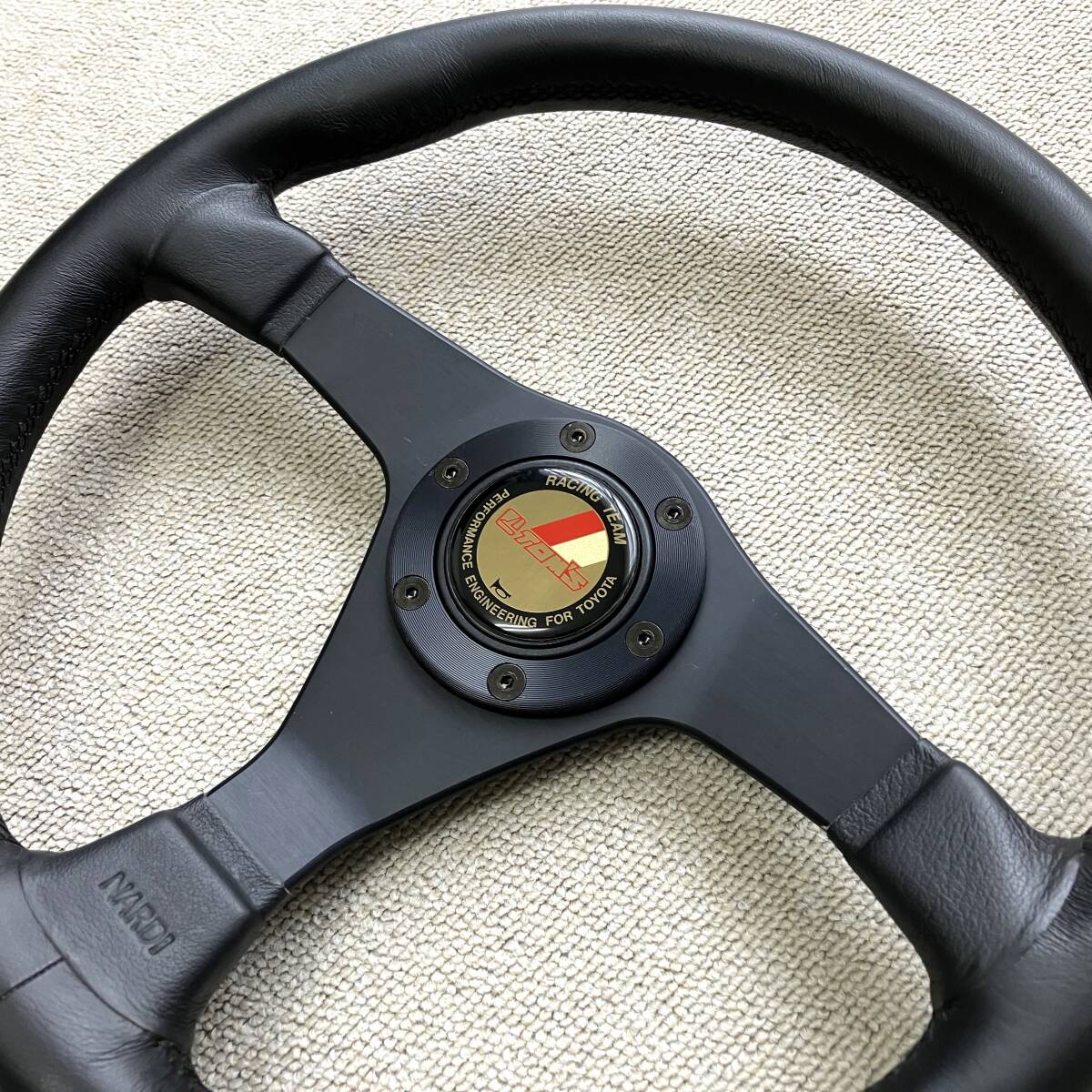 [ super-beauty goods ]NARDI Nardi steering wheel 35cm TOM*S TOM`S horn button / Toyota /TRD/GR/AE86/KP61/ST20/SW20/JZX100/ Corolla /MOMO/ Momo 