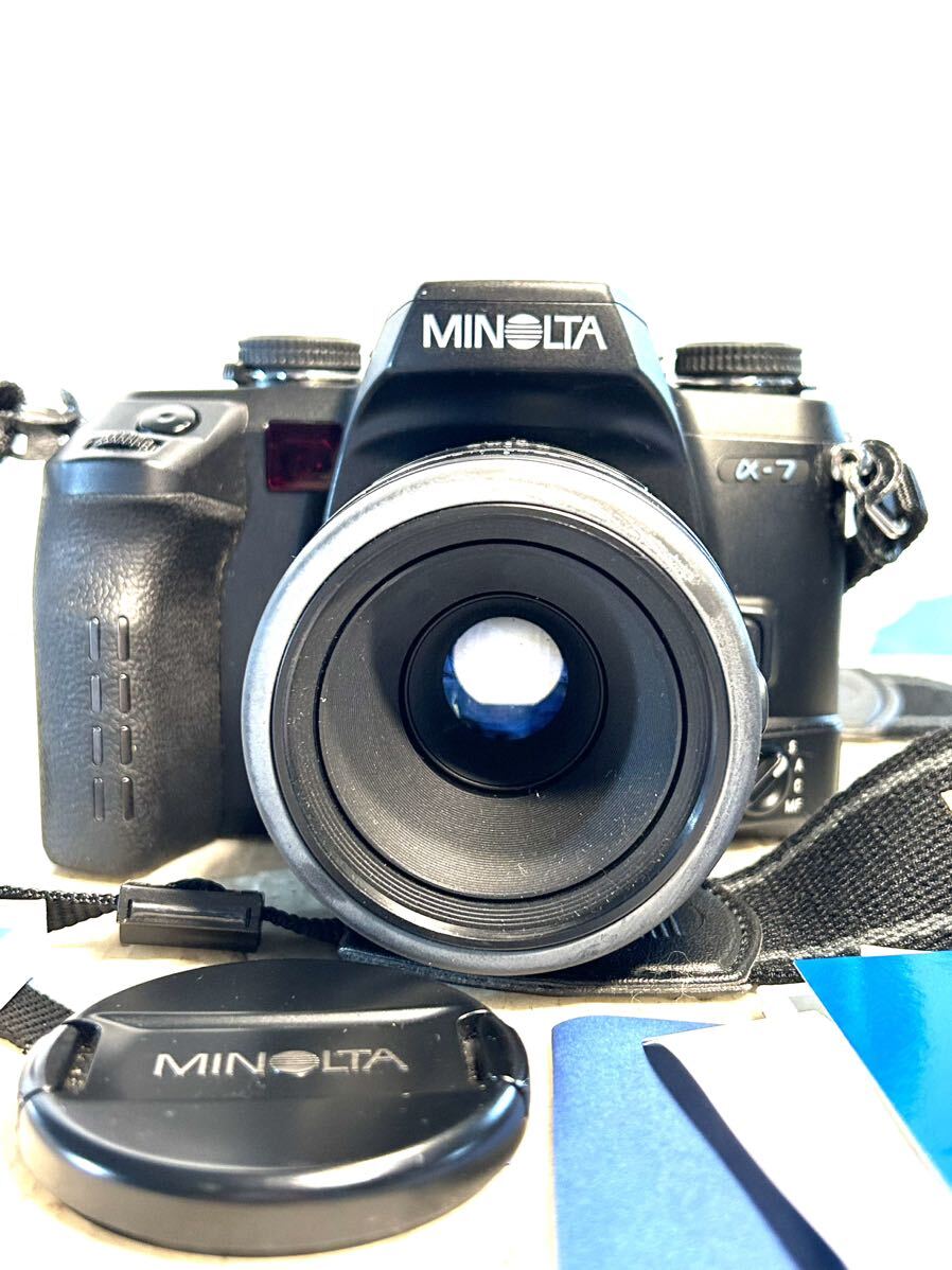 MINOLTA a-7 デジタル一眼レフカメラ / レンズ AFマクロ 50mm F2.8 ジャンク (B3503)_画像2