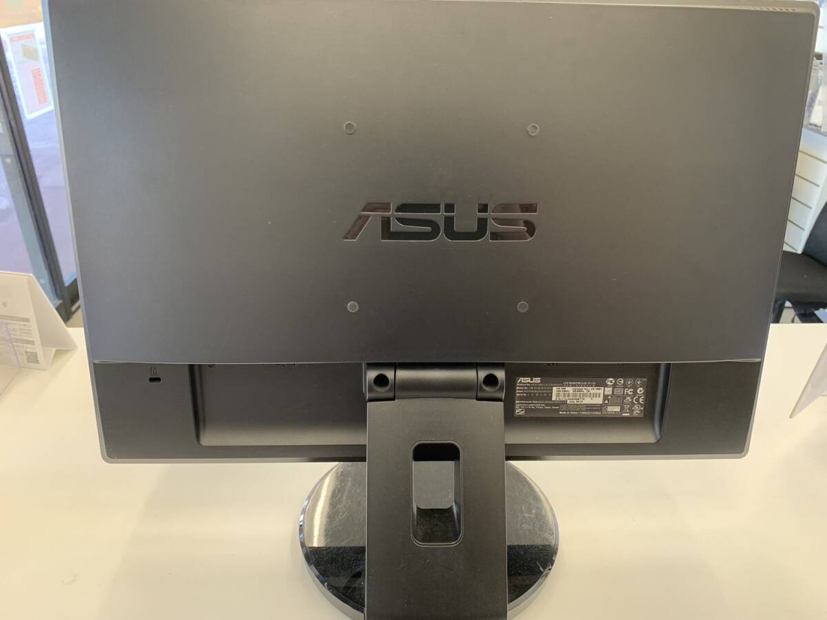 【美品】ASUS VE198T WXGA＋ 19型 ワイド LED液晶 1440×900 DVI D-Sub ブラック 動作確認済 _画像2