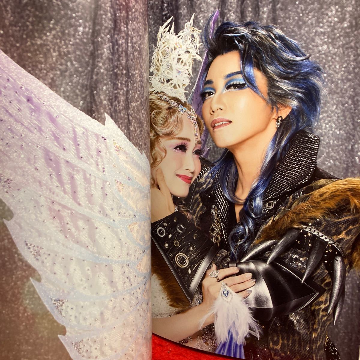 ▼TAKARAZUKA 宝塚大劇場 星組公演 2022 ディミトリー JAGUAR BEAT パンフレット 礼真琴 舞空瞳 瀬央ゆりあ 暁千星 美稀千種 白妙なつ_画像4