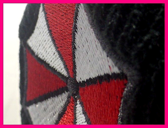 送料無料★バイオハザード/アンブレラ社 刺繍入りニットキャップ 黒 男女兼フリー UMBRELLA CORP. Embroidered Logo - Resident Evilの画像6