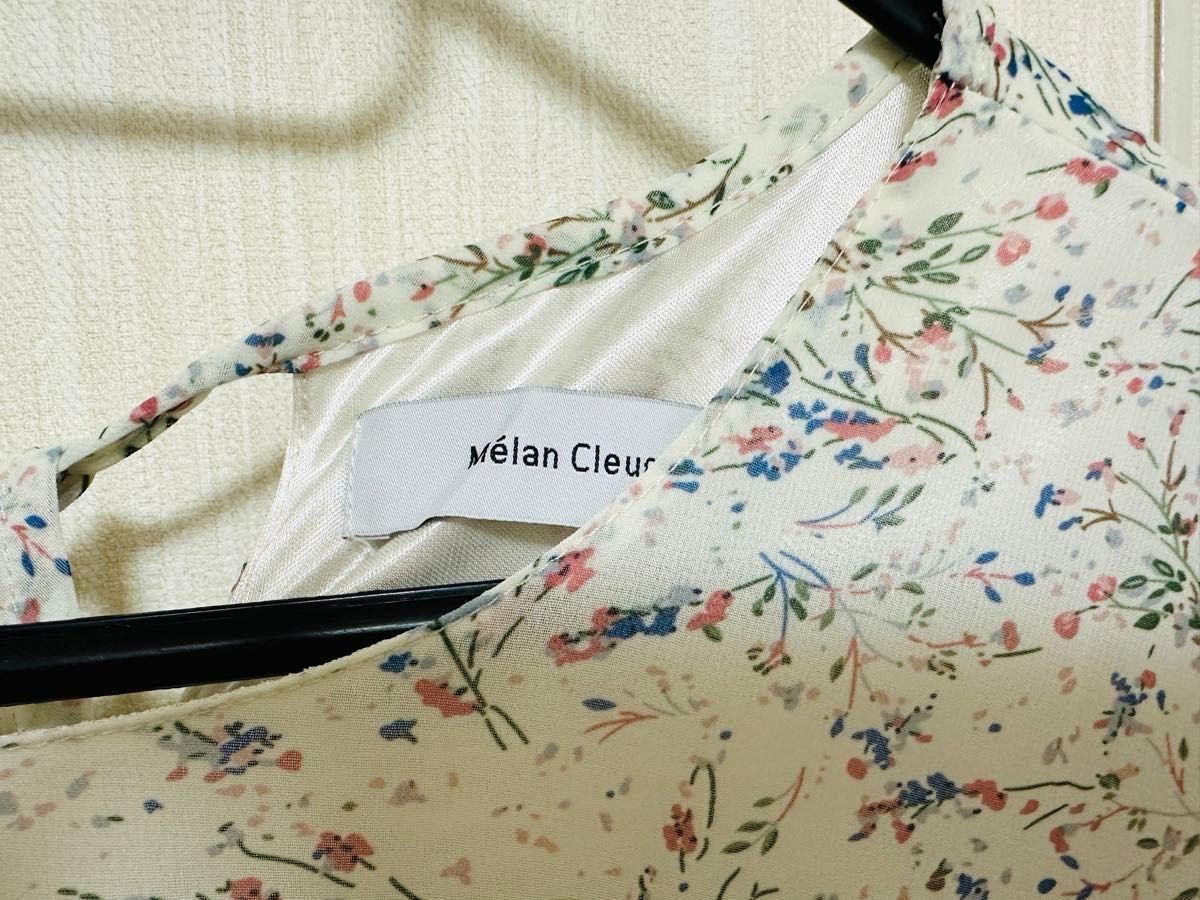 Melan Cleuge women 小花柄ウエストシャーリングワンピース