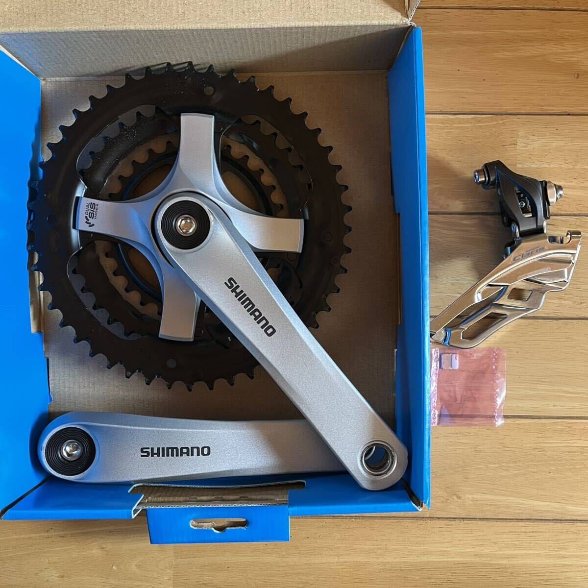 シマノ　トリプルクランク　フロントディレイラー　セットSHIMANO 170㎜ _画像1