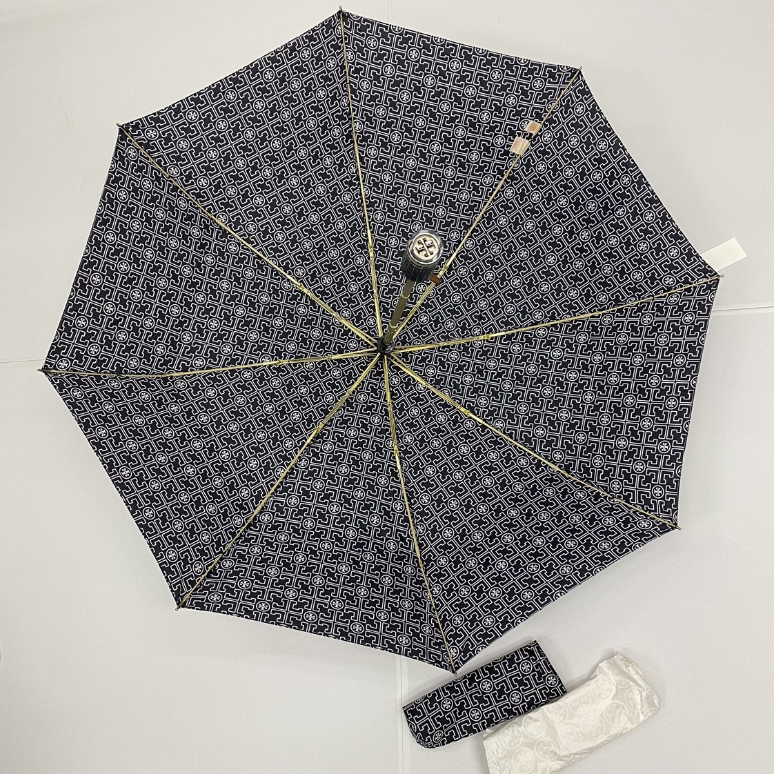 ko0302/02/83 未使用 トリーバーチ 3T トリーアンブレラ トリーネイビー TORY BURCH 3T TORY UMBRELLA NAVY 折り畳み傘 総柄 41024 0417_画像7