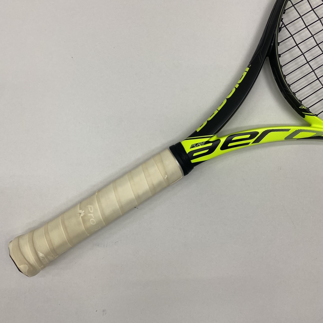 ko0316/27/62 1円～ Babolat バボラ テニスラケット ピュア アエロ PURE AERO ケース付き_画像6