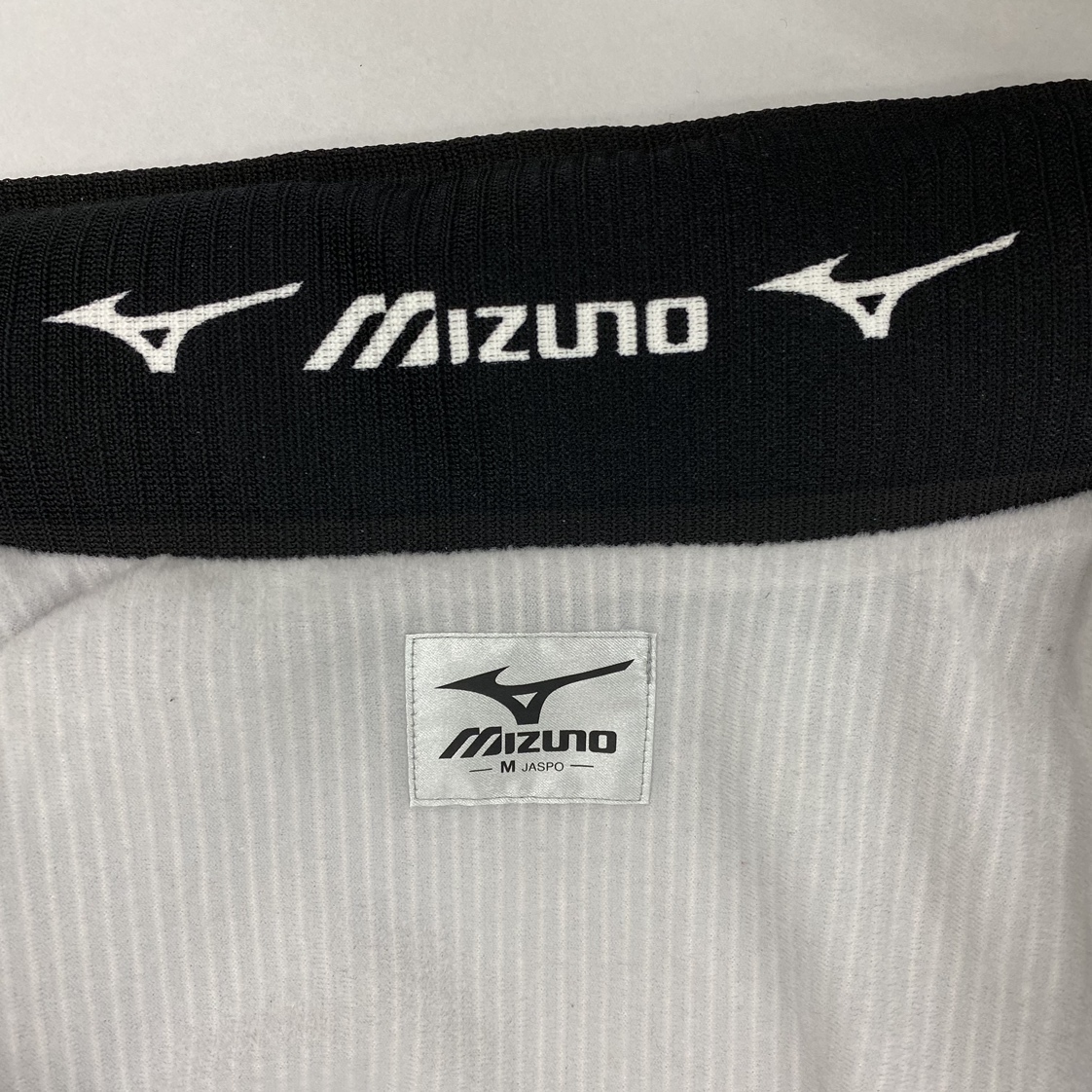 ko0319/10/62 1円～ セット MIZUNO ミズノ ウィンドブレーカー アウター ブレスサーモ 発熱素材 ポリエステル ブラック 233-00F 6 Mサイズ_画像5