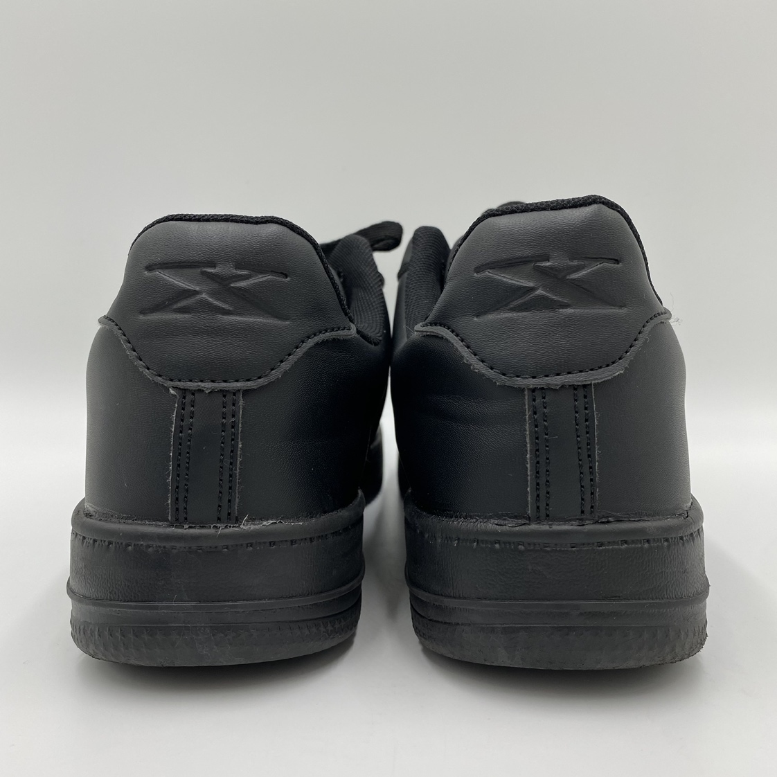 ko0330/10/77 1円～ XEBEC ジーベック 安全靴 85141 JSAA規格B種認定品 軽作業用 耐滑セーフティシューズ カラー:90ブラック サイズ:24cmの画像6