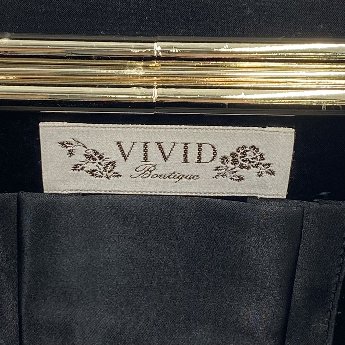 ko0309/13/75 1円～ VIVID Boutique ヴィヴィッドブティック バッグ ブラック 箱付きの画像7