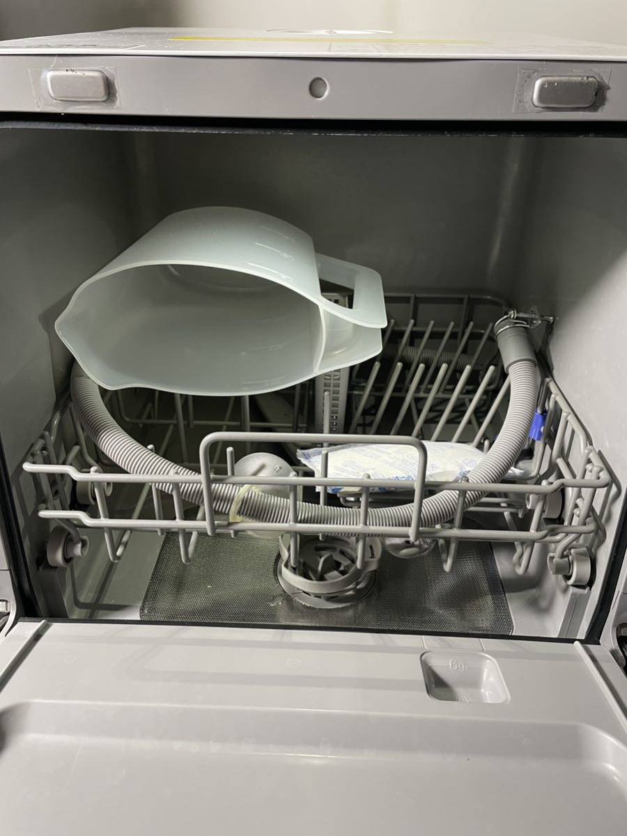 アイリスオーヤマ ISHT-5000-W 食洗機 食器洗い乾燥機 2020年製 工事不要 コンパクト 上下ノズル洗浄 ホワイト _画像5