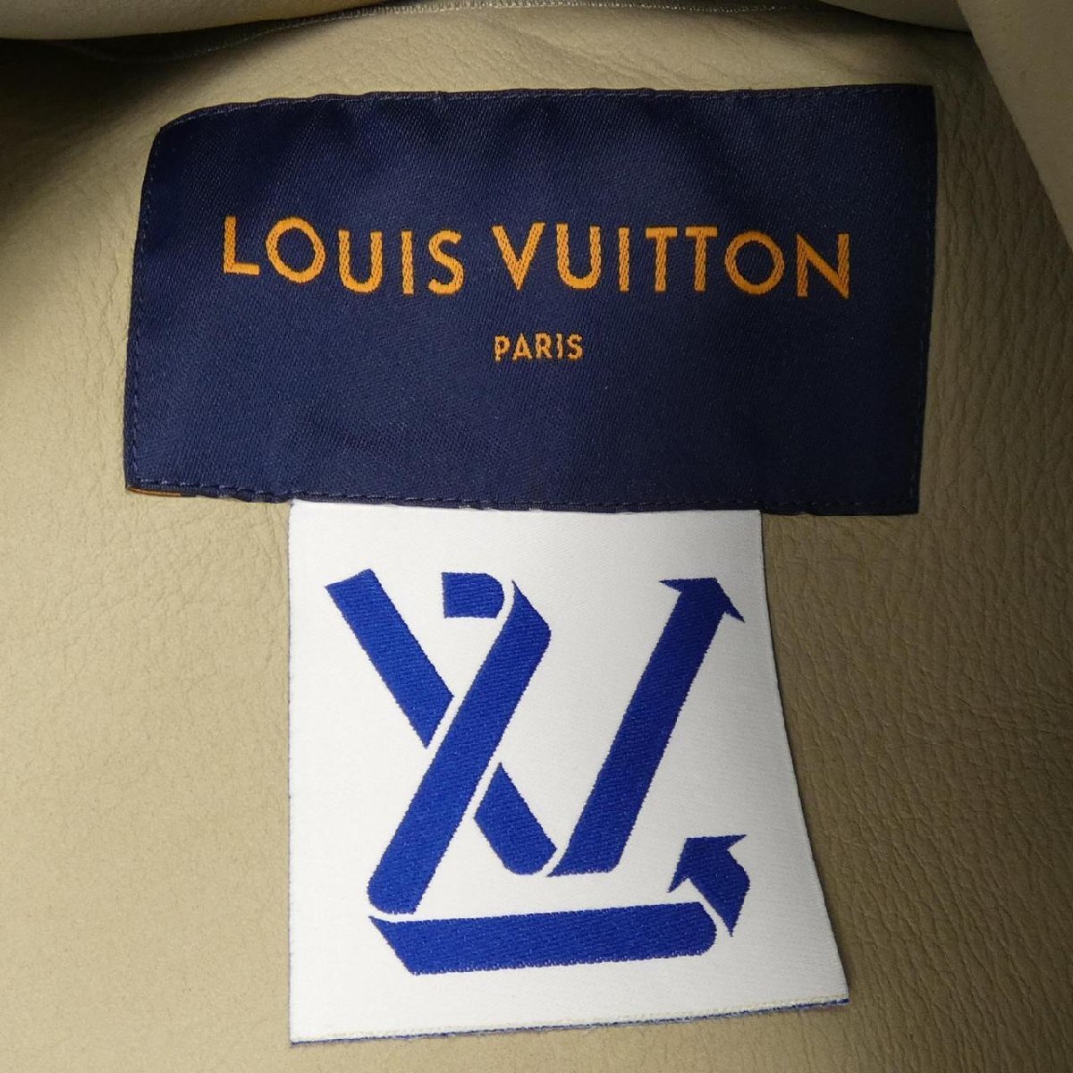  Louis Vuitton LOUIS VUITTON mouton jacket 