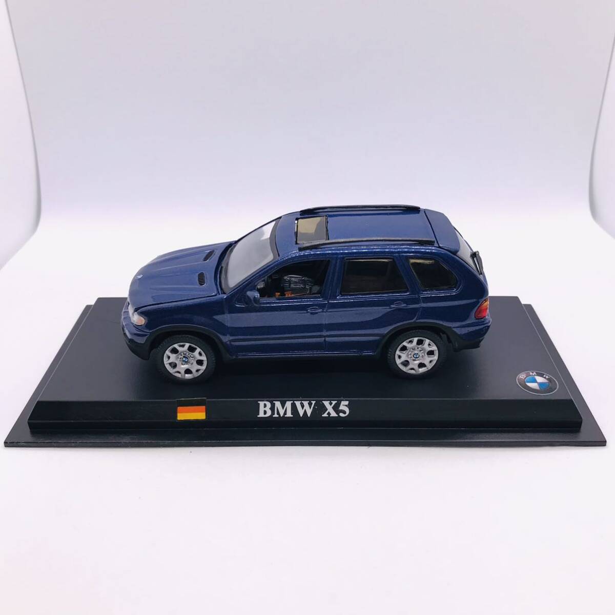 FB41 デルプラド　カーコレクション　ミニカー　BMW X5 1円スタート　他にも多数出品中♪ 同梱可能です！_画像1