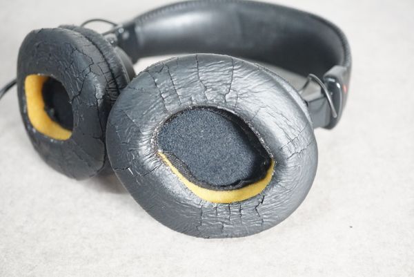 [QS][C4022880] SONY Sony MDR-7506 stereo headphone headphone 