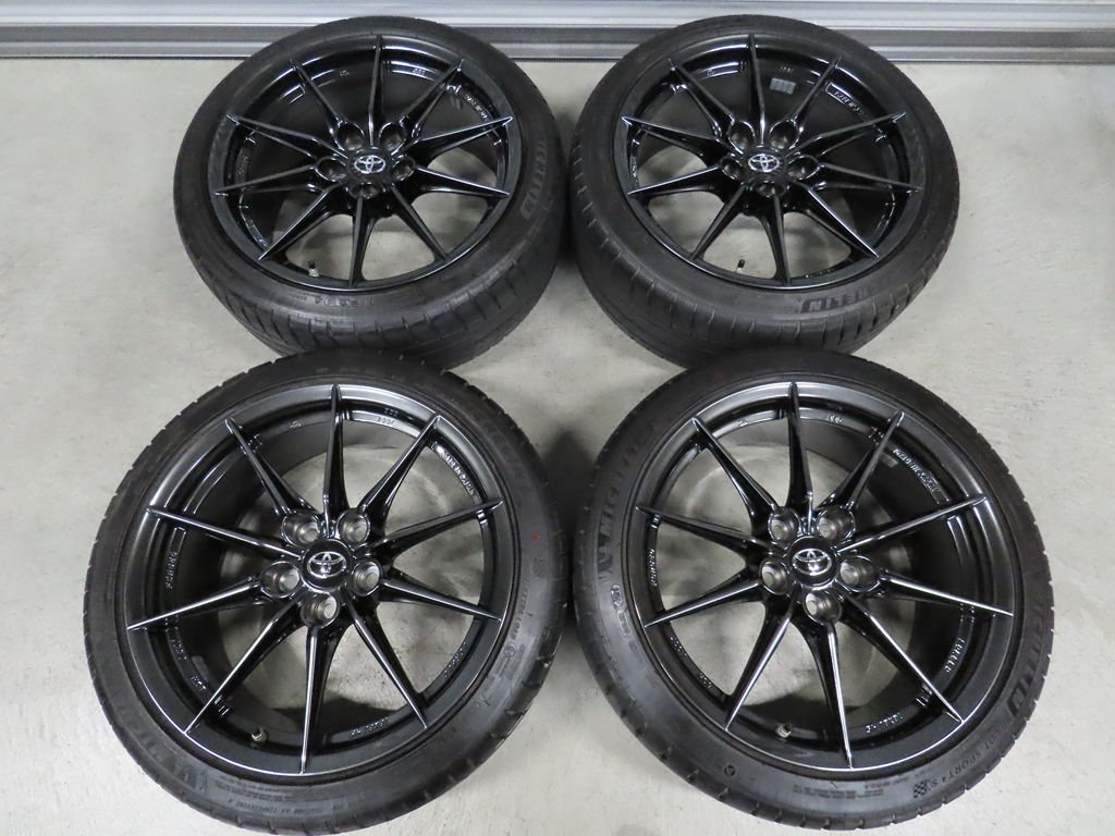 超美品 トヨタ GRヤリス RZ BBS 225/40ZR18 ハイパフォーマンス 純正 ミシュラン 8J +45 PCD114.3 5穴 18インチ センサー付 ほぼ納車外し