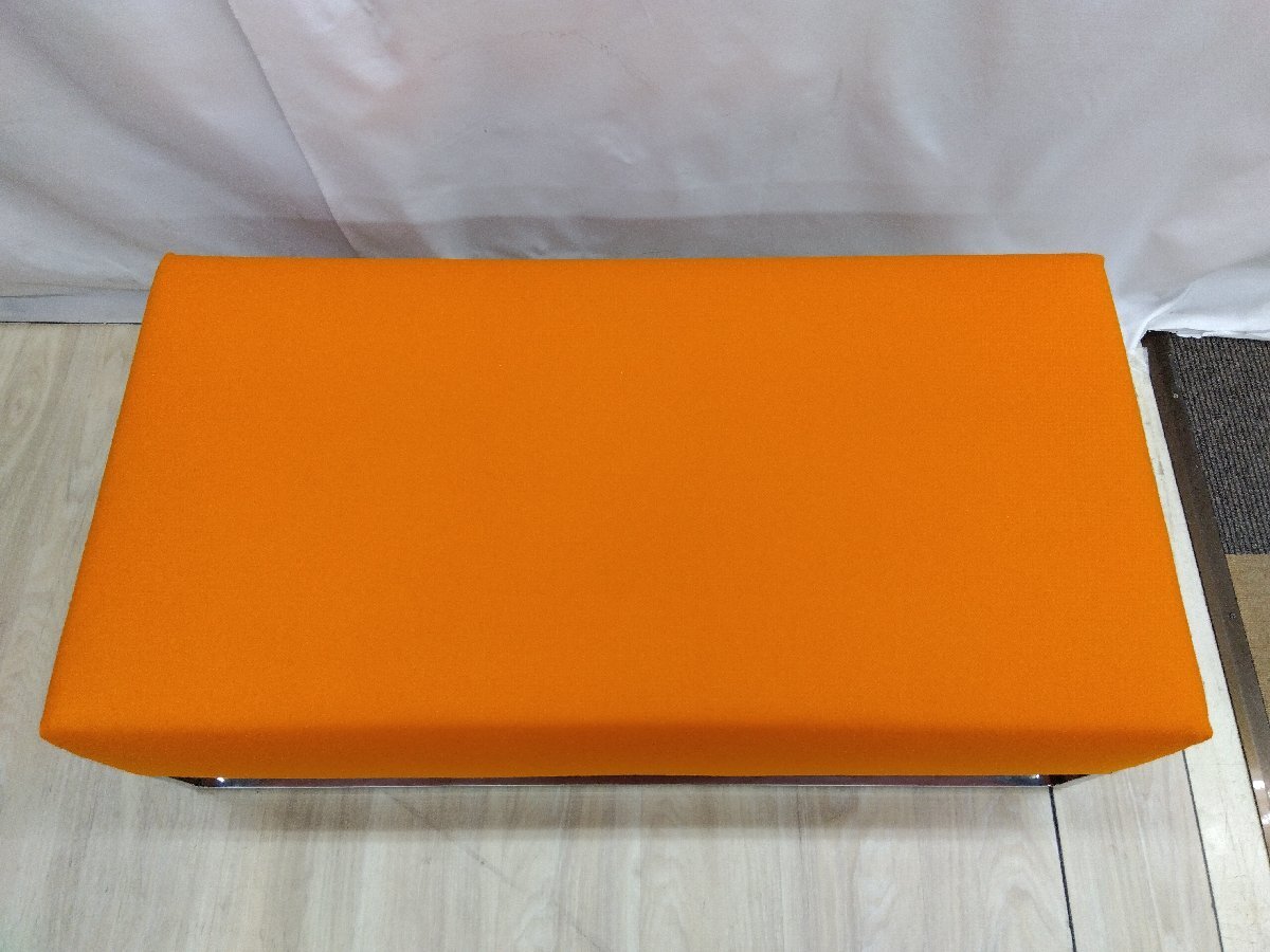 B&B ソロ オットマン ソファー ファブリック 布 オレンジ 96×34×49cm イス 椅子 中古美品 ブランドの画像6