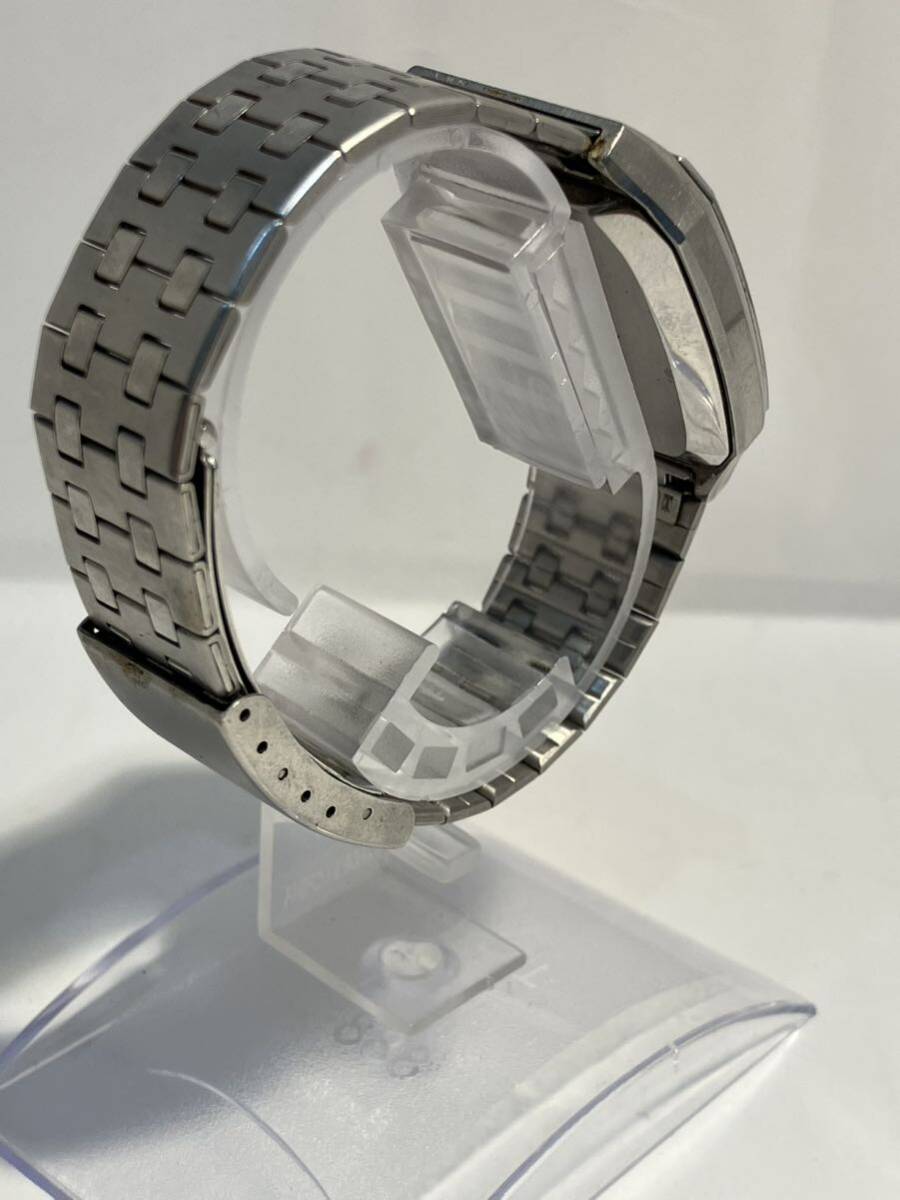 【不動品】SEIKO セイコー 腕時計 キングクォーツ QUARTZ シルバー カラー 不動 ジャンクの画像3