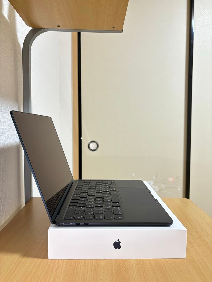 【本日限定値下げ】Macbook Air M2 16GB/512GB [新品同様]