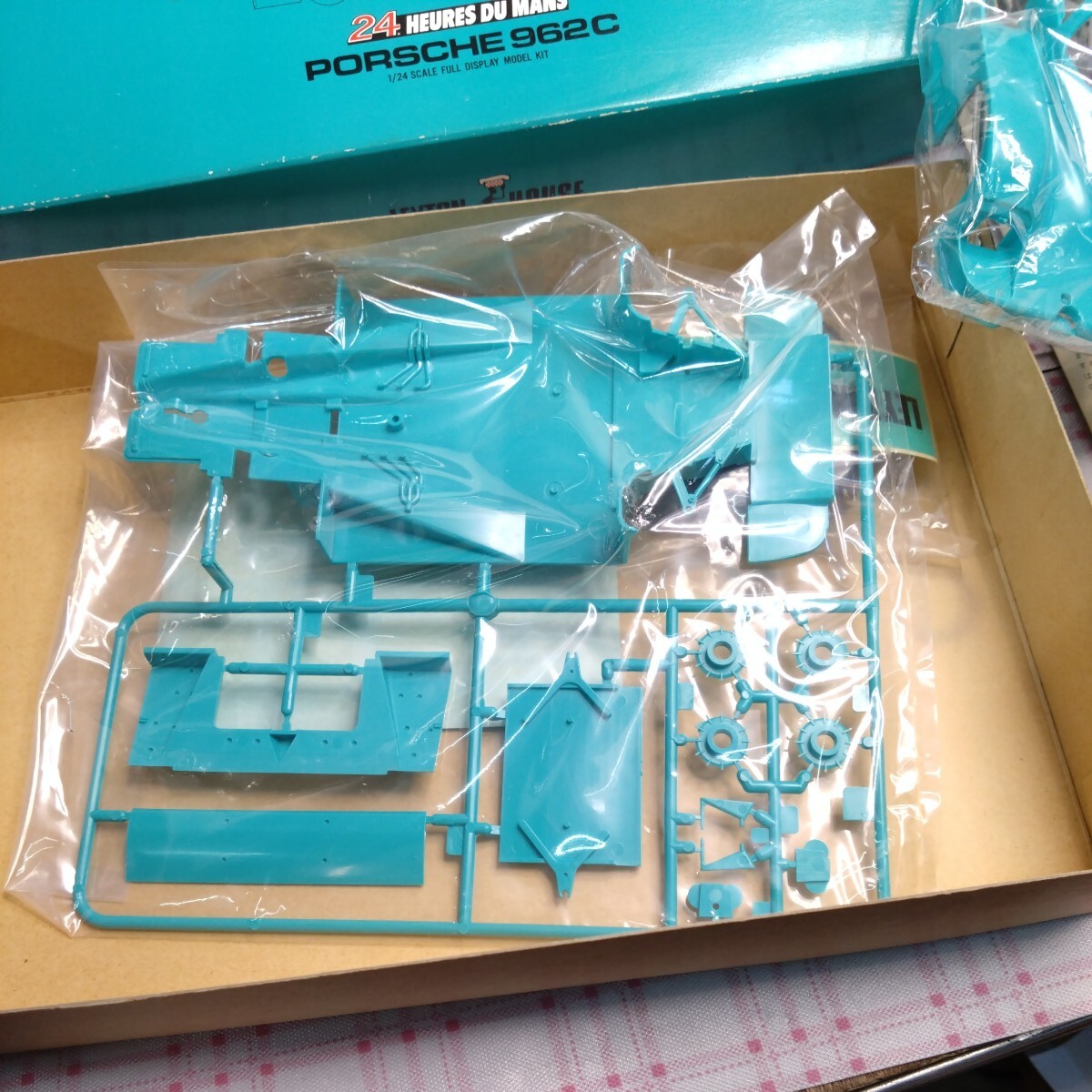 ベンホビー 1/24 ポルシェ962C レイトンハウス BEN HOBBY LEYTON HOUSE PORSCHE_画像4