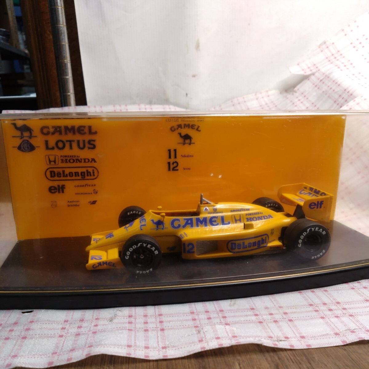  Lotus Honda T99 #12 Camel decal plastic model final product 