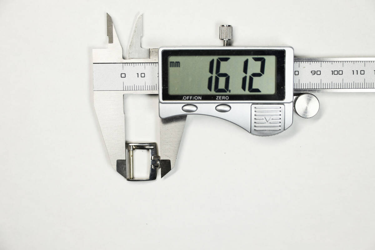 （B150）OMEGA　オメガ　純正尾錠　ラグ幅　約16mm　純正部品　ステンレス　時計の部品　時計の尾錠　銀色　アンティーク　委託品_画像8