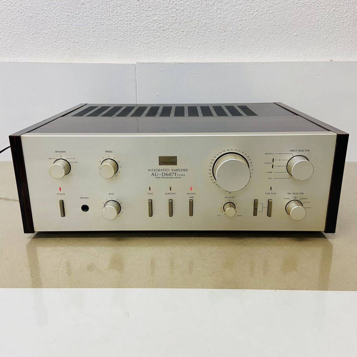 SANSUI 　AU-D607F 　EXTRA　 プリメインアンプ 　サンスイ　音出し確認済み　 i17611 　140サイズ発送　_画像1