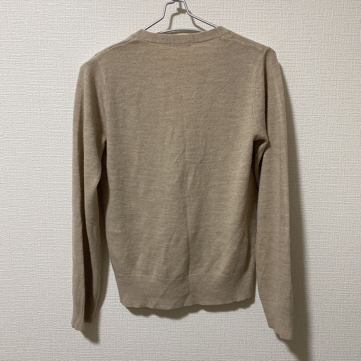 GU カシミヤタッチ Vネックカーディガン ベージュ M｜Yahoo